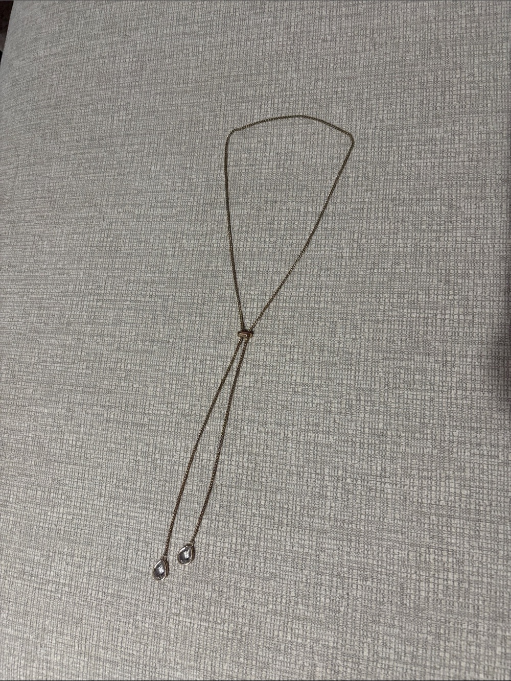Elegant Gold Lariat Necklace with Crystal Drops